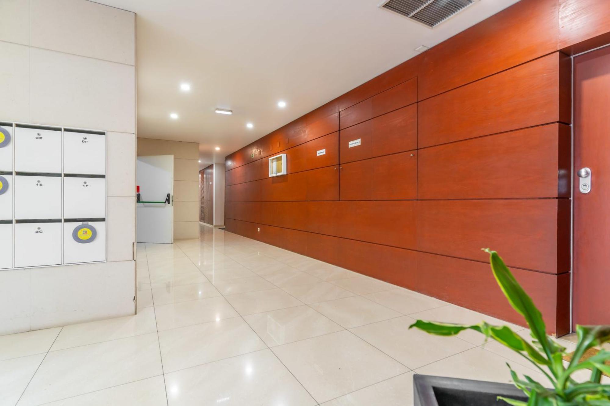 Apart T3 Com Piscina Tenis Ginasio E Parq Infant Lisbon Bagian luar foto